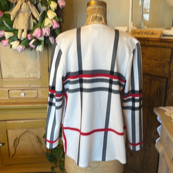 Joseph Ribkoff blazer - Picture 4 of 7